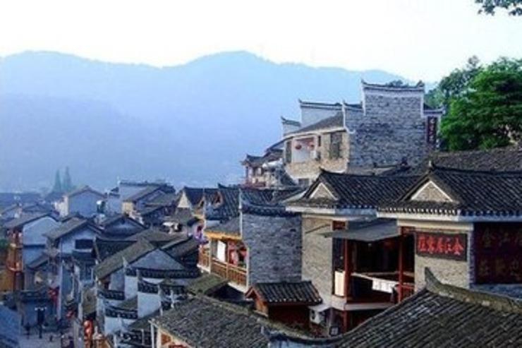 住房城乡建设部:2023年全国开工改造城镇老旧小区5.37万个